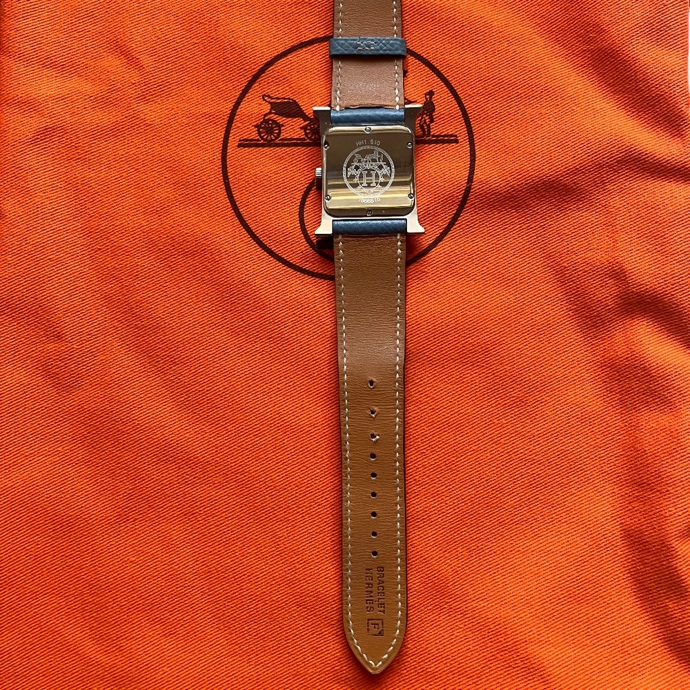HERMÈS LARGE HEURE H WATCH - Picture 8 of 10